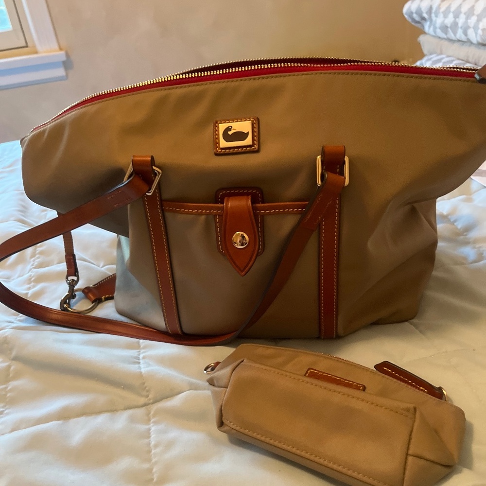 Dooney & Bourke bag